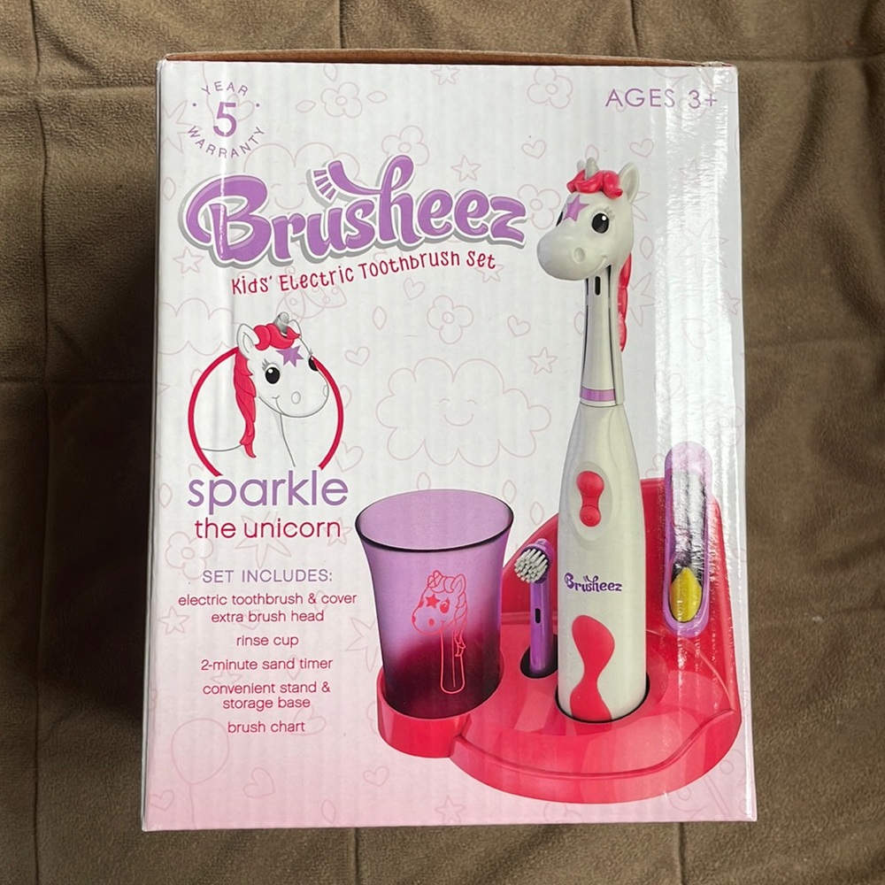 Brusheez (Kids Electric Toothbrush Set)